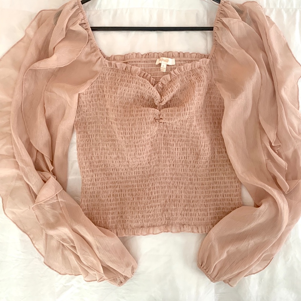 NWT A. Peach cropped Blouse From Buckles